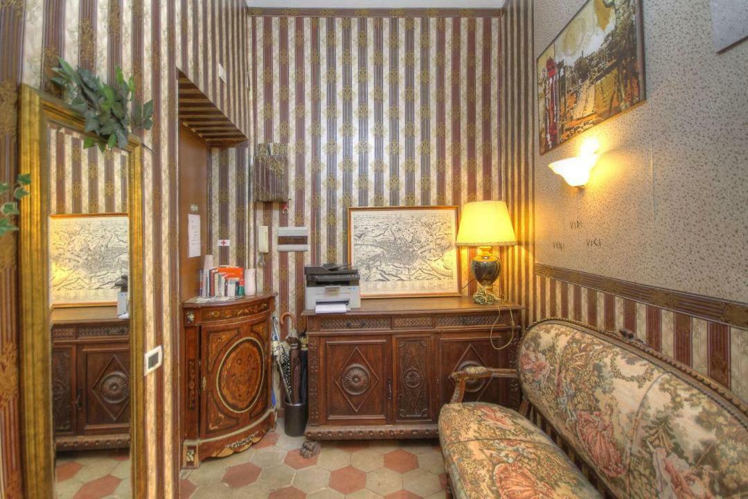 Bed and Breakfast Art Domus Reale Рим Экстерьер фото